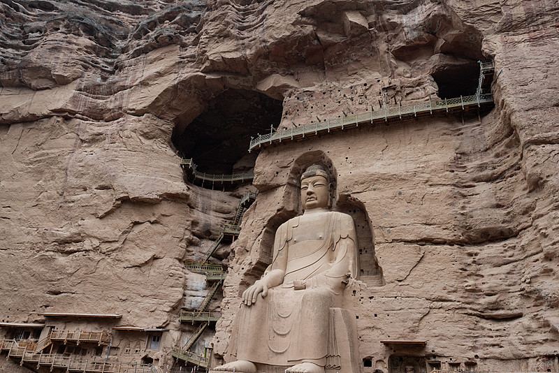 临夏州炳灵寺世界文化遗产旅游区炳灵寺大佛实景