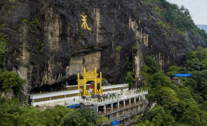 抚州市资溪县大觉山景区岩寺全景实景