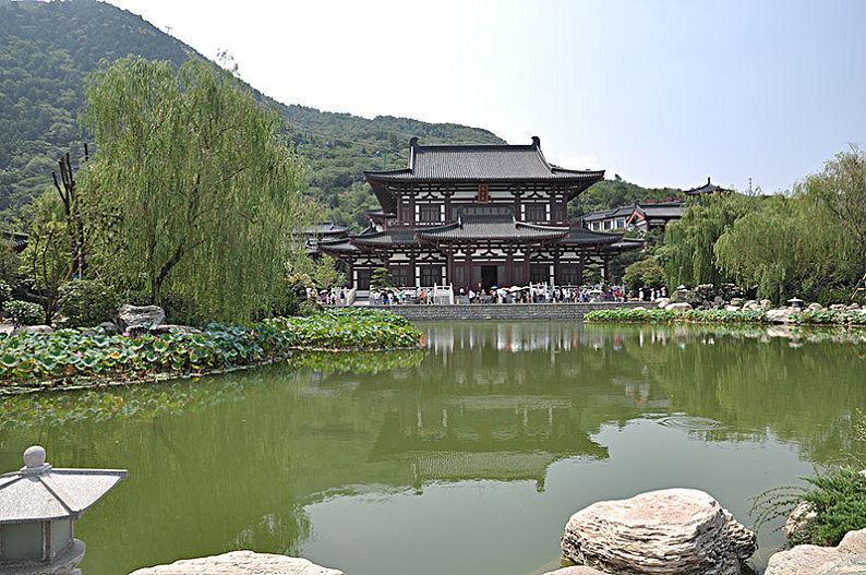 西安市华清宫景区华清宫荷塘实景
