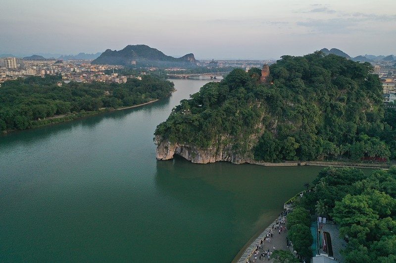 桂林市两江四湖•象山景区象鼻山实景