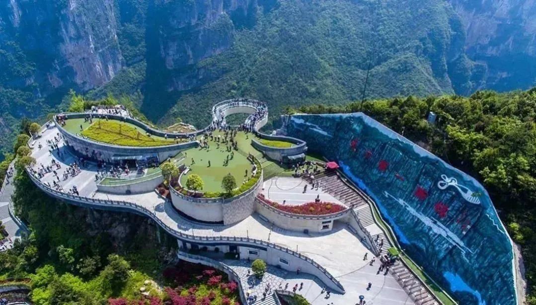 龙缸景区云端廊桥实景
