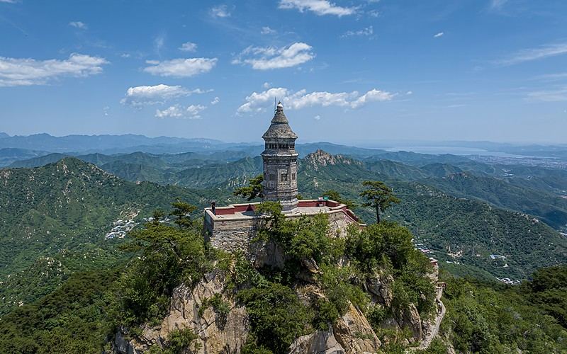 盘山风景名胜区挂月峰实景