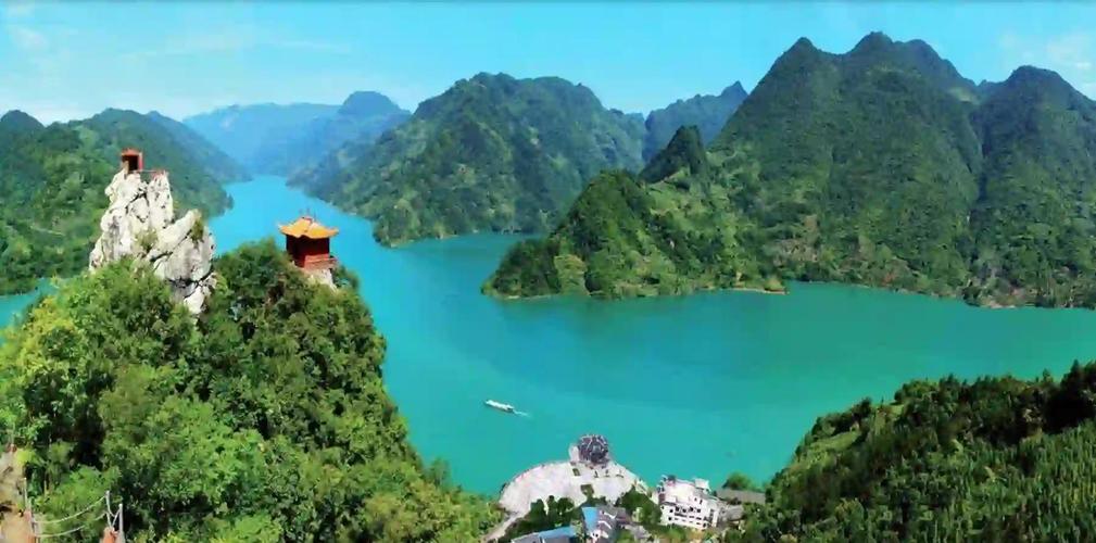 宜昌市清江画廊景区武落钟离山实景