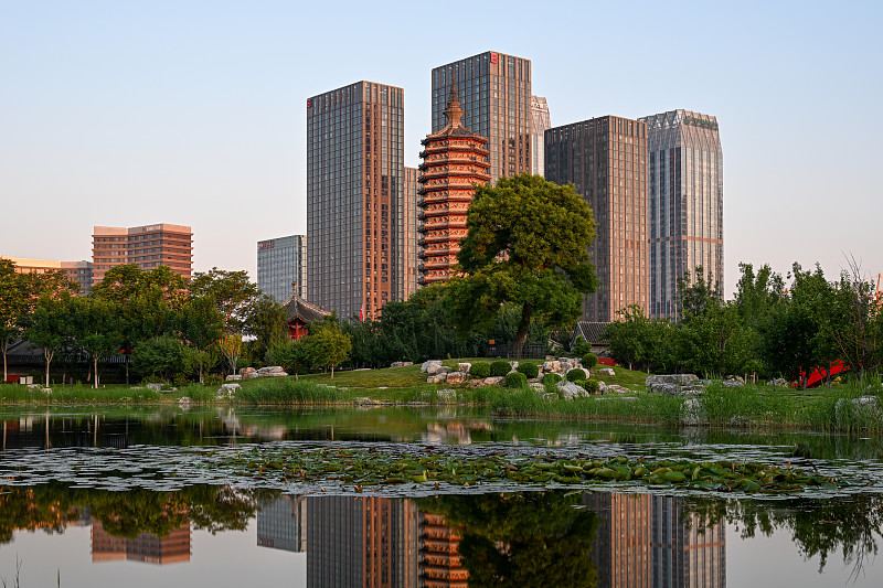 北京(通州)大运河文化旅游景区燃灯塔天际线实景