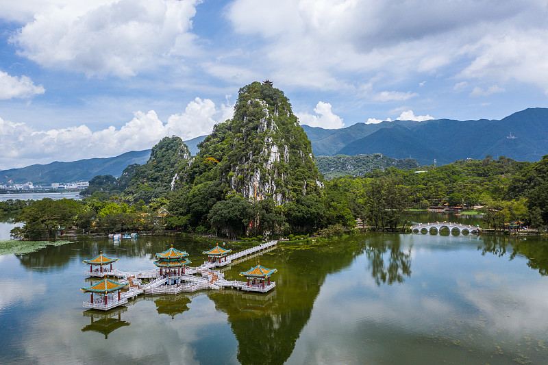肇庆市端州区星湖旅游景区七星岩实景
