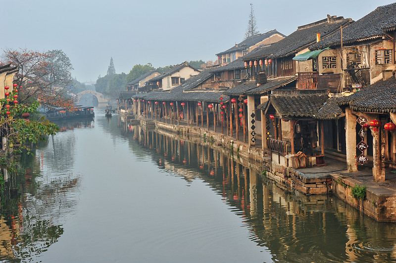 嘉兴市西塘古镇旅游景区烟雨长廊实景