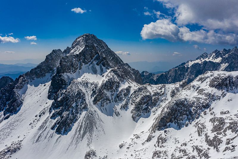 丽江市玉龙雪山景区主峰实景